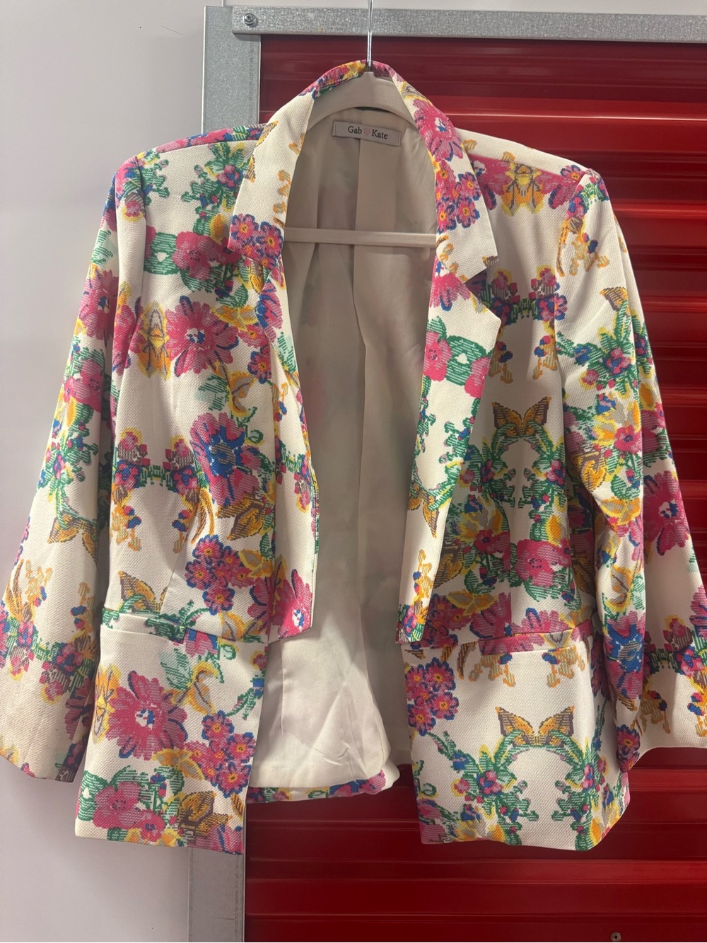 Gabby Kate Floral Open Blazer - Cream with Pink & Green Floral